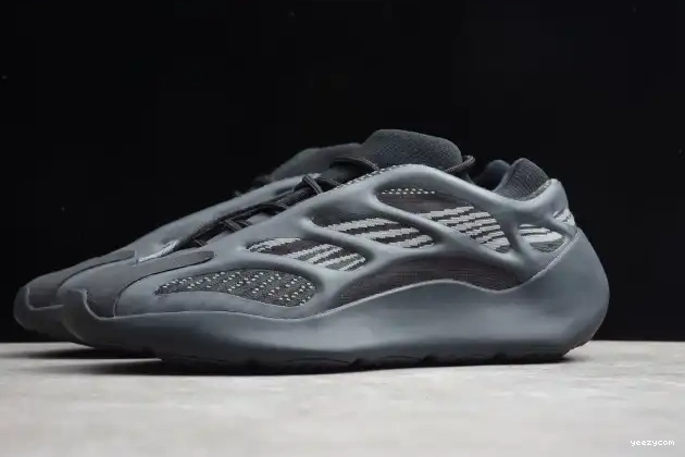 Black Adidas 700 V3 Yeezy Boost H67799 0603
